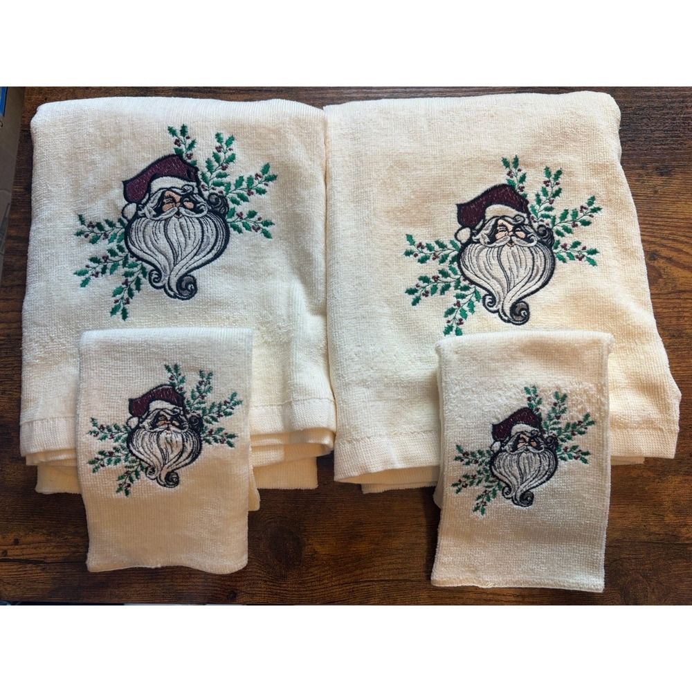 Vintage Santa Christmas Bath Towels Washcloths Set of 4 Embroidered Cotton